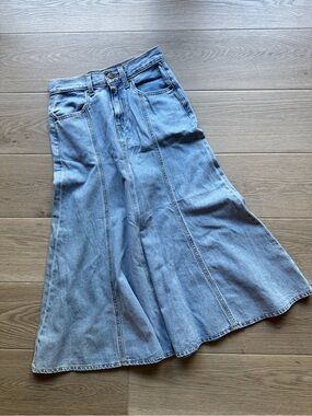 Levi’s Denim Skirt